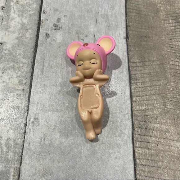 Sonny Angel Hippers Sleeping Dreaming Series Mouse mini figure attach me - Picture 2 of 5